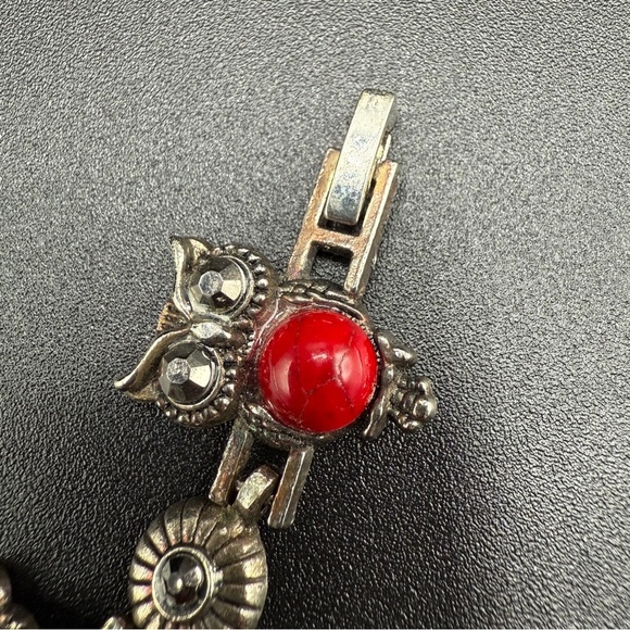 Pretty Owl Bracelet with Red Accent Beads and Sparkly Grey Rhinestones 6in - Picture 16 of 17